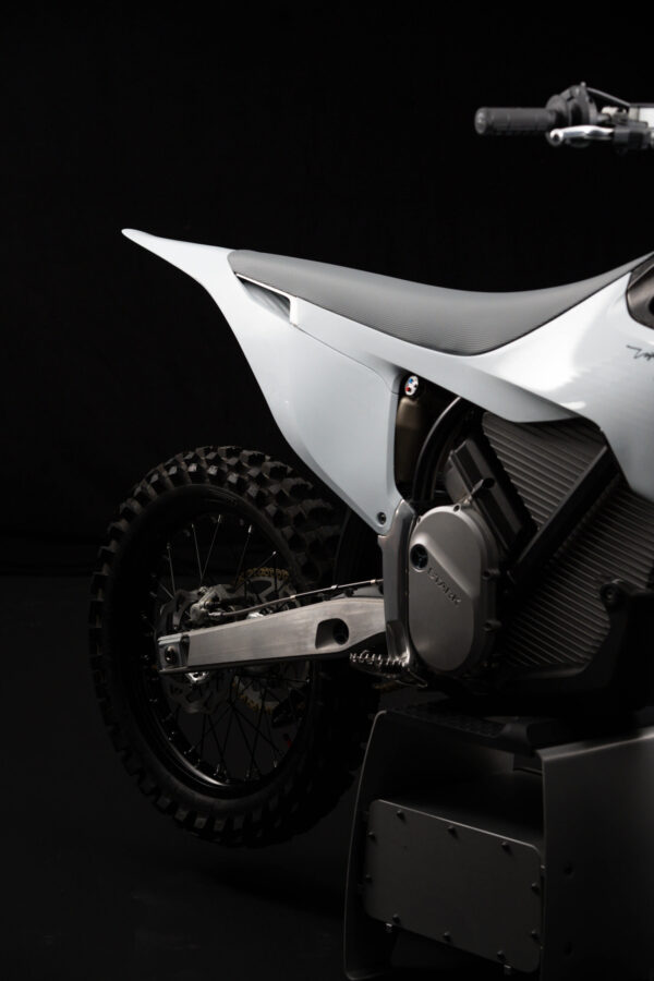 Stark Vark MX Electric Dirt Bike - Image 5