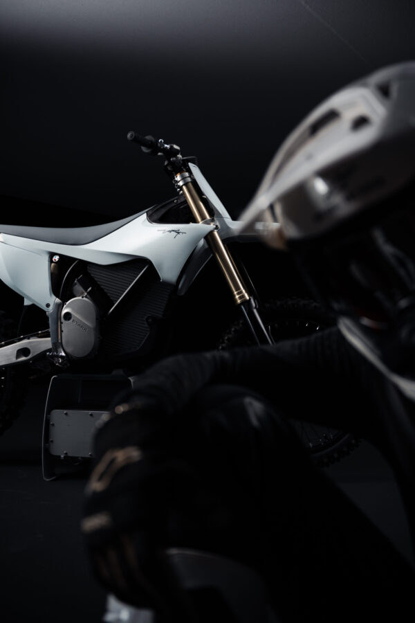 Stark Vark MX Electric Dirt Bike - Image 6