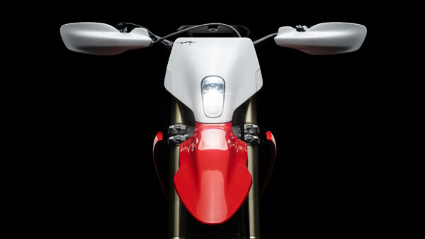 Stark Vark EX Electric Dirt Bike - Image 13